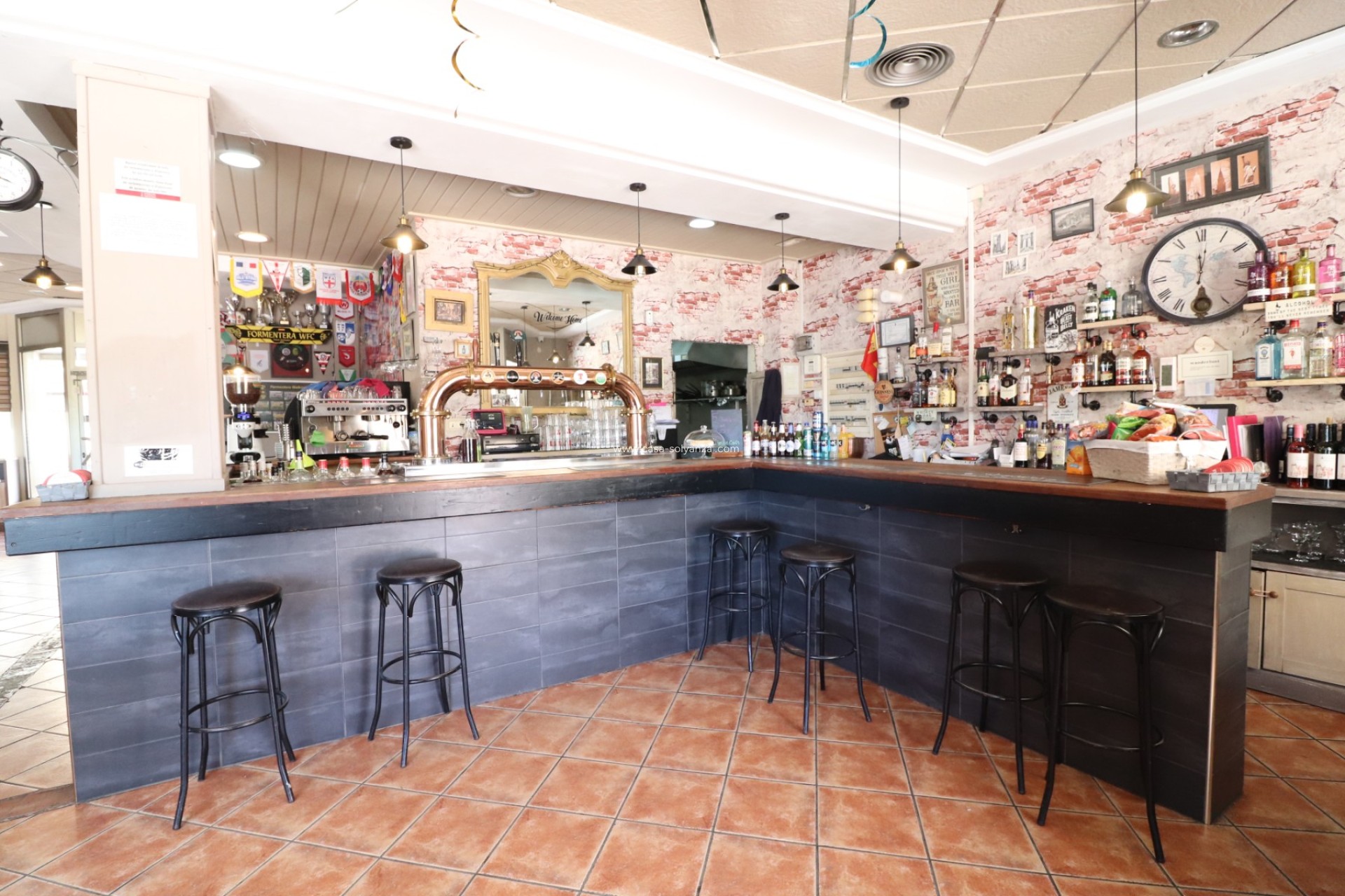 Herverkoop - Commercial (Leasehold) - Formentera del Segura - Formentera - Village
