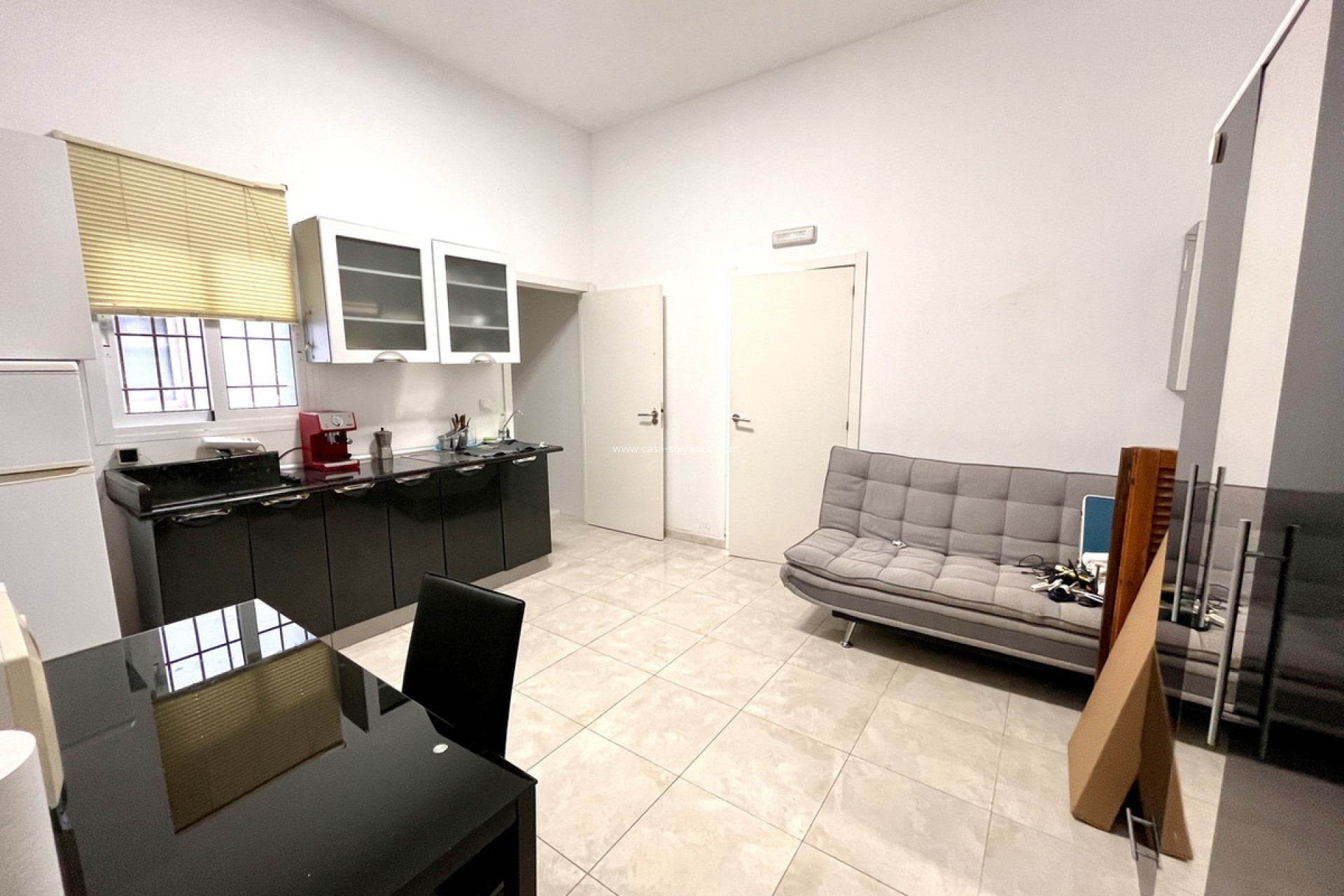 Herverkoop - Commercial Property - Orihuela - Playa Flamenca