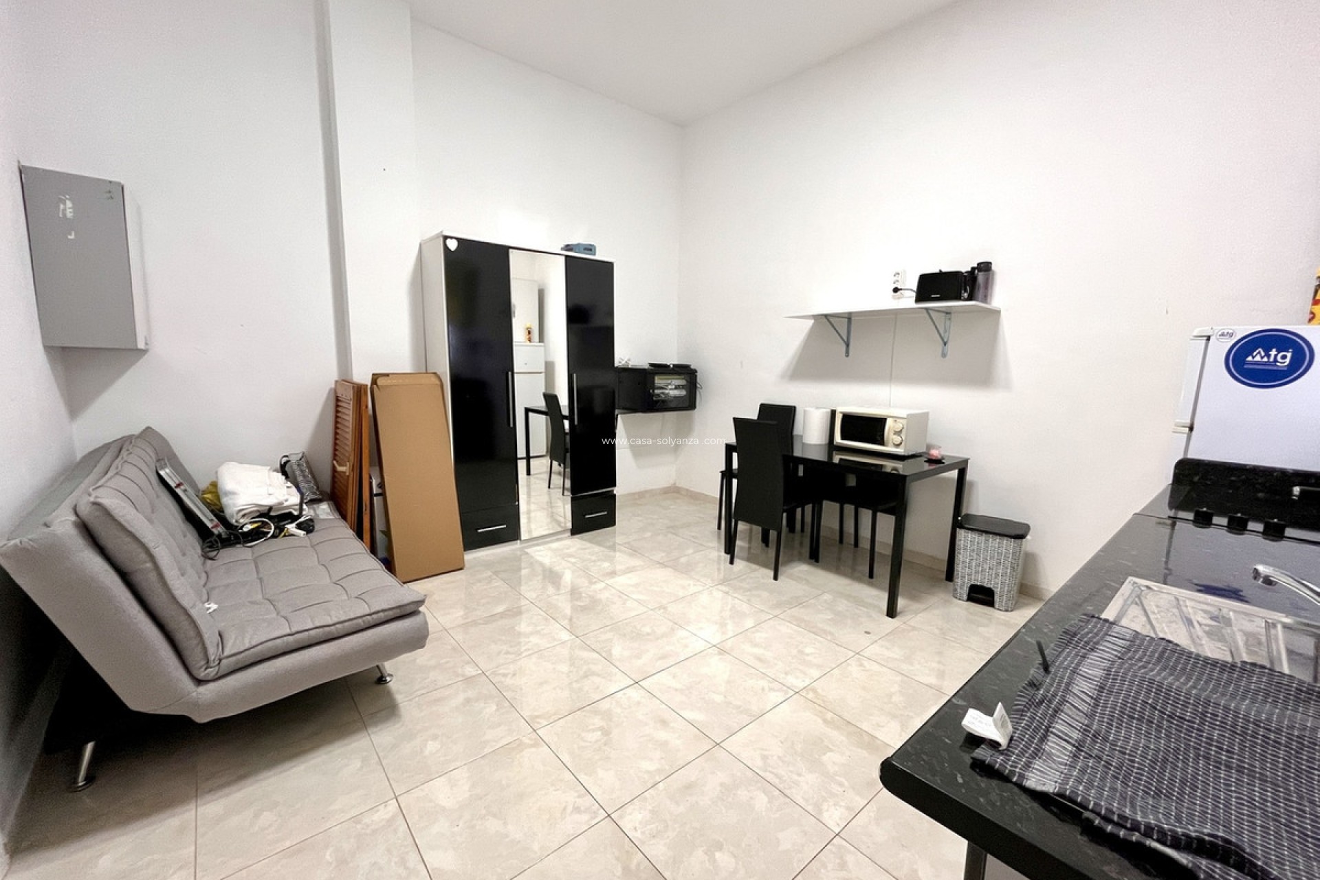 Herverkoop - Commercial Property - Orihuela - Playa Flamenca