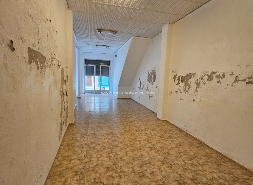 Herverkoop - Commercial Property - Teulada - Teulada Centro