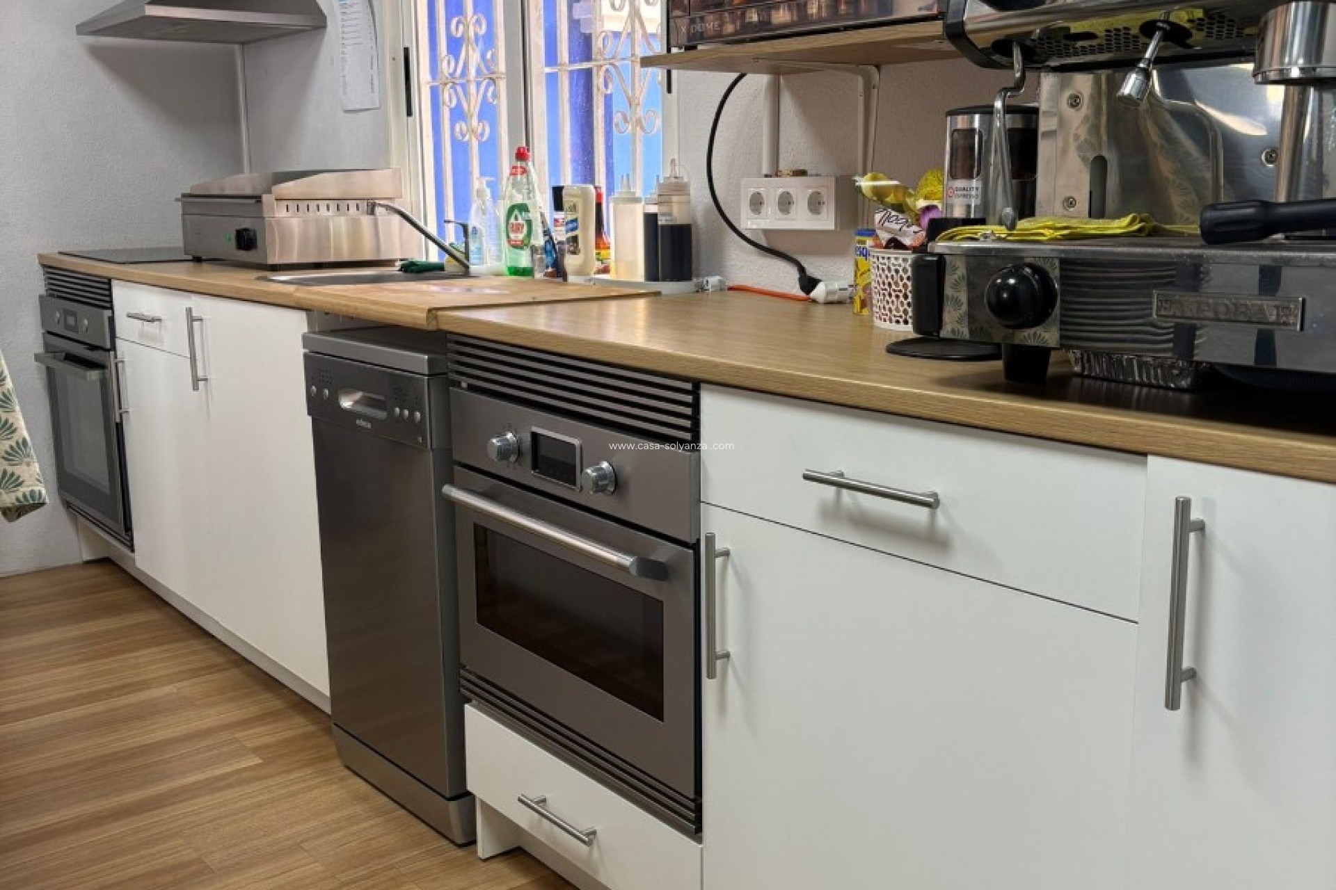 Herverkoop - Commercial Property - Torrevieja - Puerto