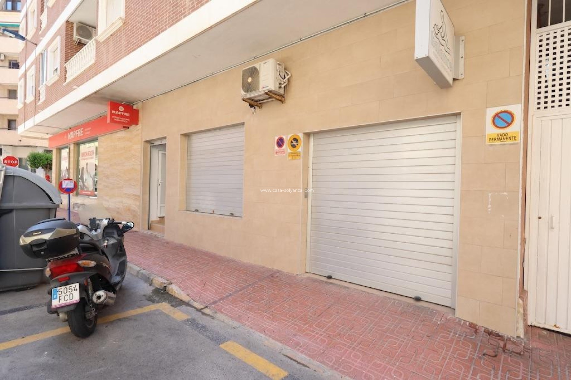Herverkoop - Commercial Property - Torrevieja - Torrevieja Centro