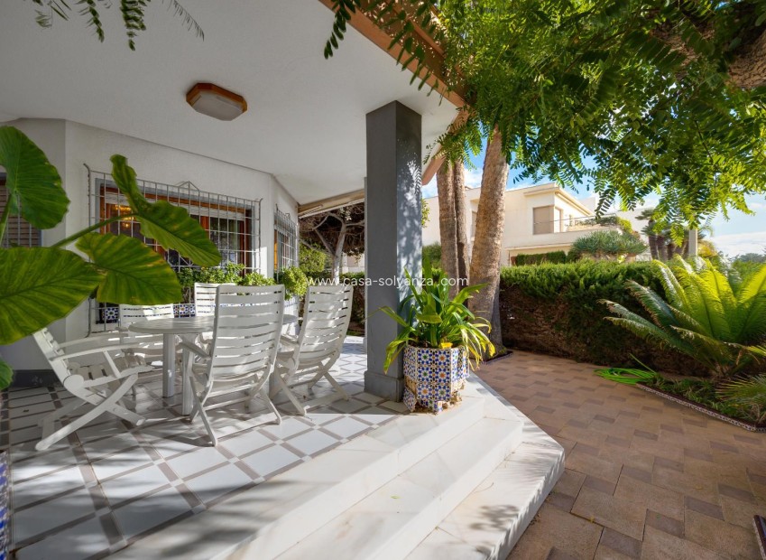 Herverkoop - detached house - Santa Pola