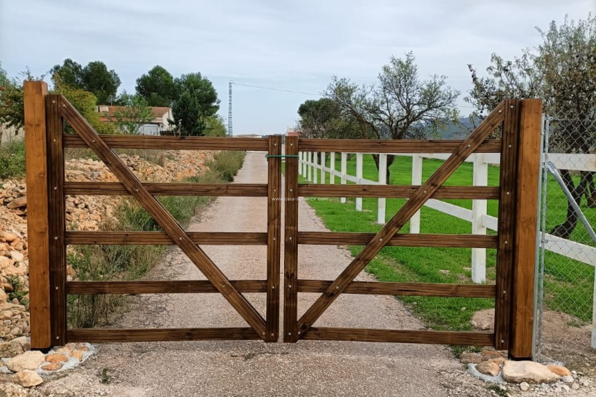 Herverkoop - Equestrian property - Monóvar