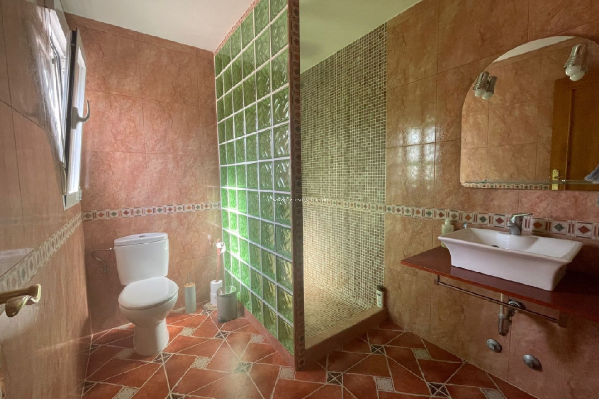 Herverkoop - Finca / Country Property - Abanilla