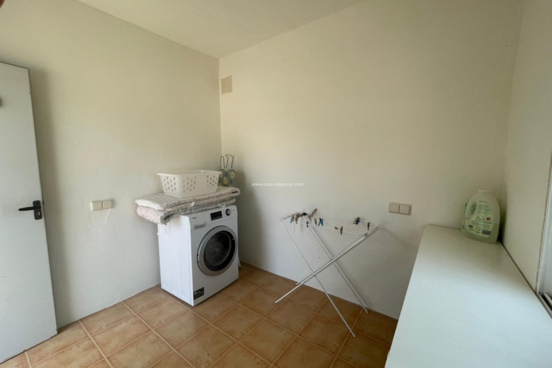 Herverkoop - Finca / Country Property - Abanilla