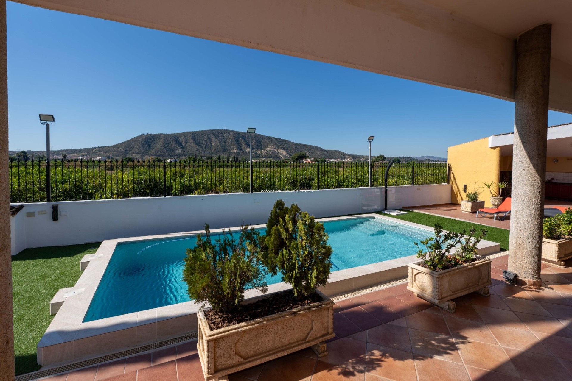 Herverkoop - Finca Country Property - Orihuela