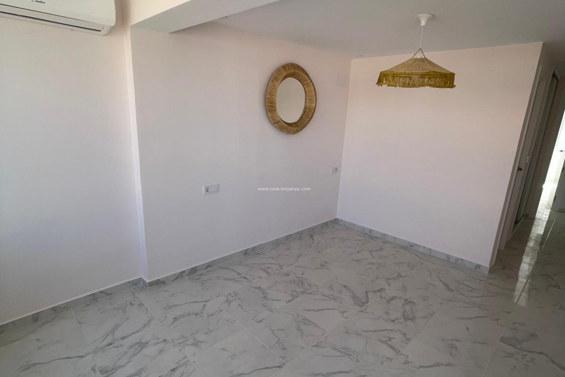 Herverkoop - Flat - Torrevieja - Acequion