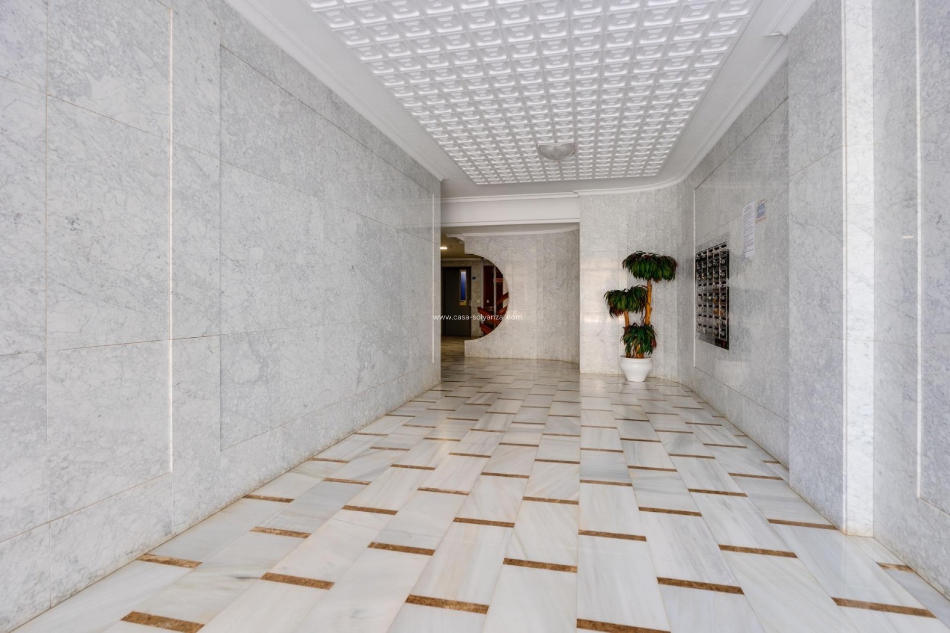 Herverkoop - Flat - Torrevieja - Acequion