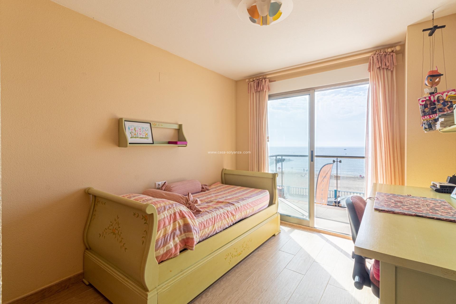 Herverkoop - Flat - Torrevieja - Playa de los locos