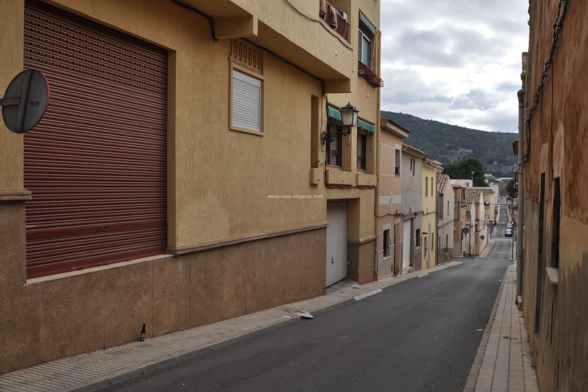 Herverkoop - Garage - Pinoso - Inland