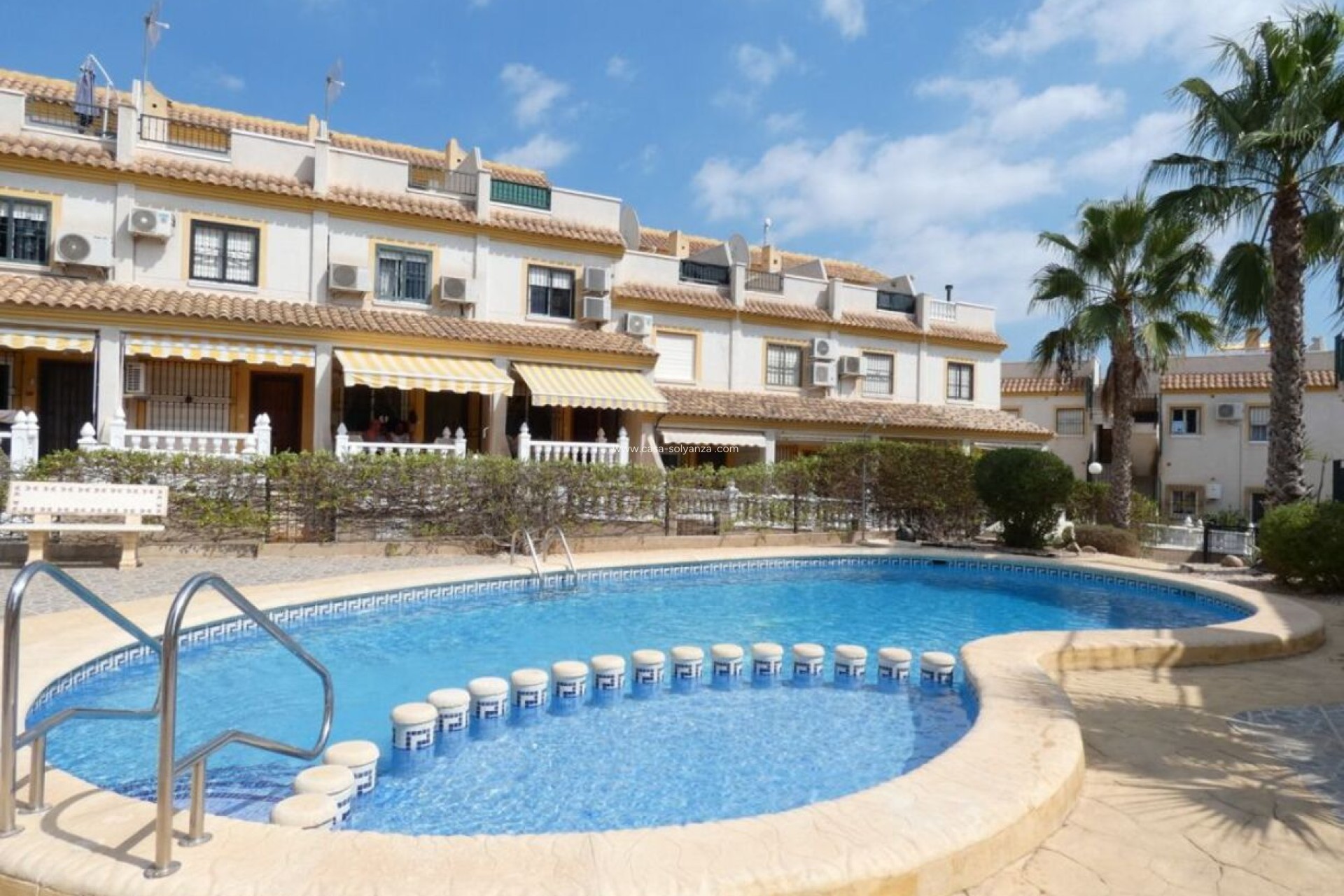 Herverkoop - Herenhuis - Algorfa