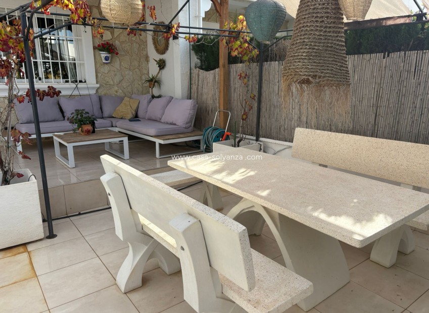 Herverkoop - Herenhuis - Algorfa