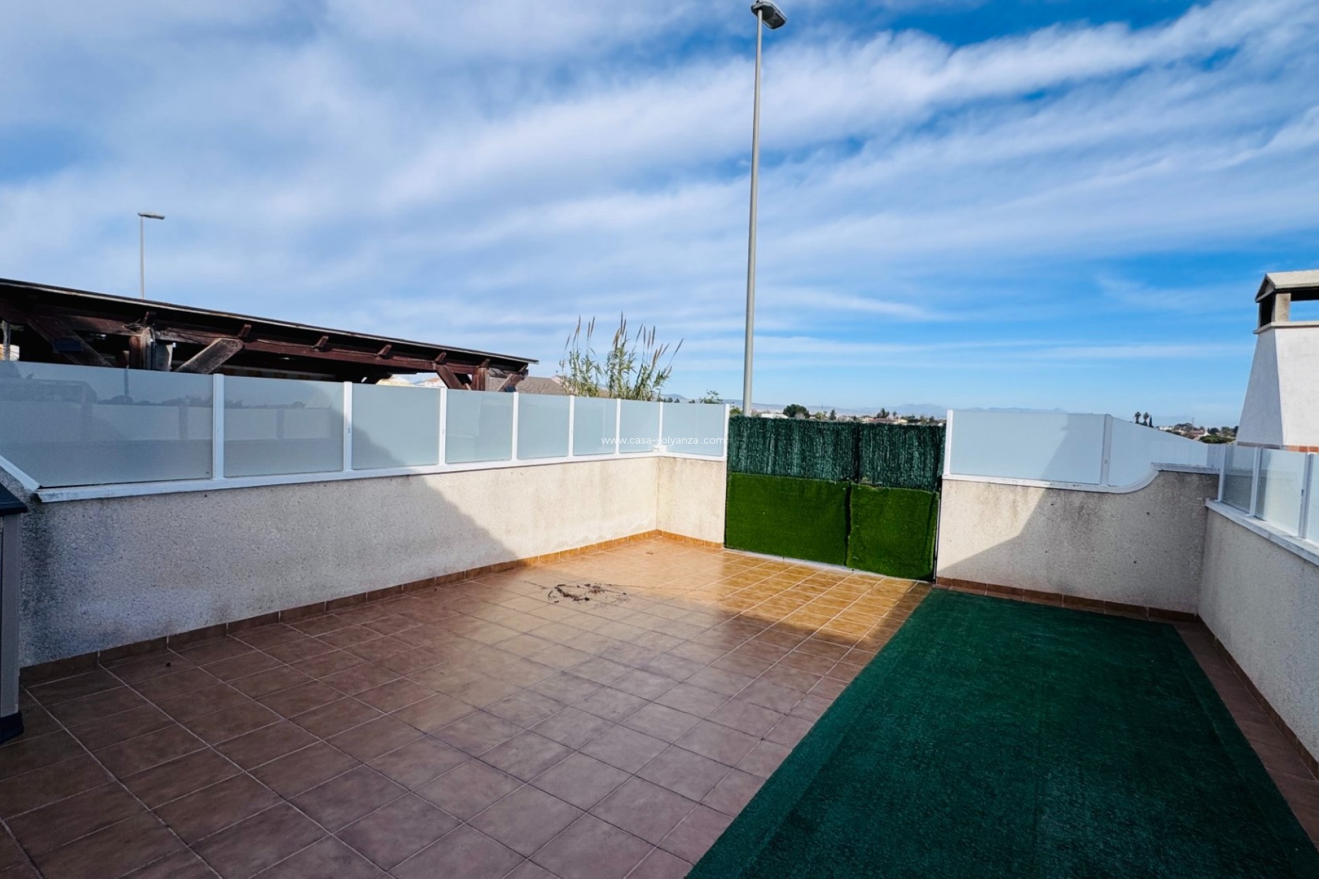 Herverkoop - Herenhuis - Daya Nueva