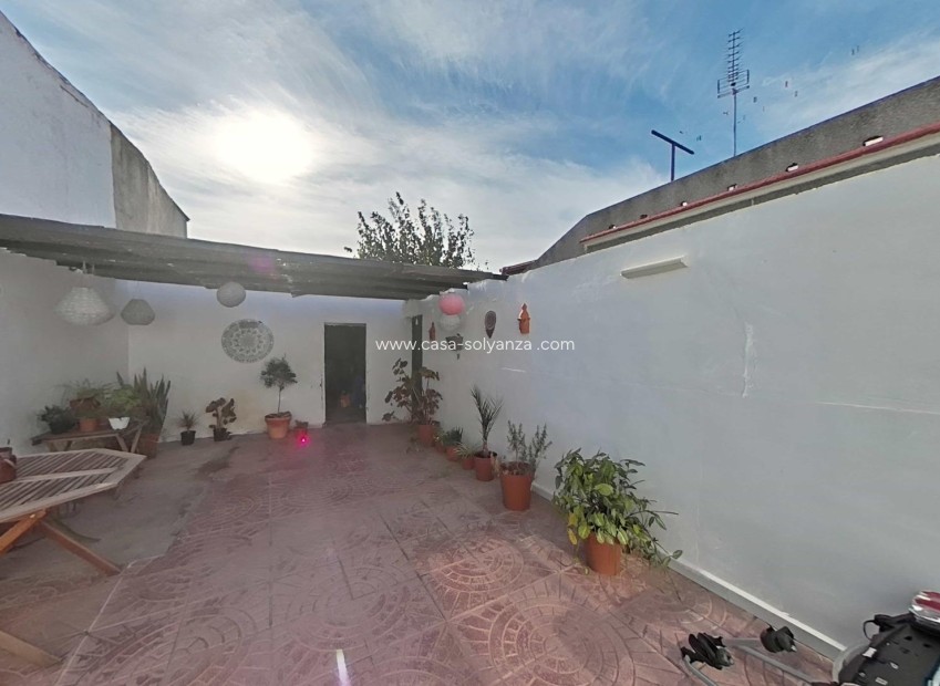Herverkoop - Herenhuis - Formentera de Segura - Centro