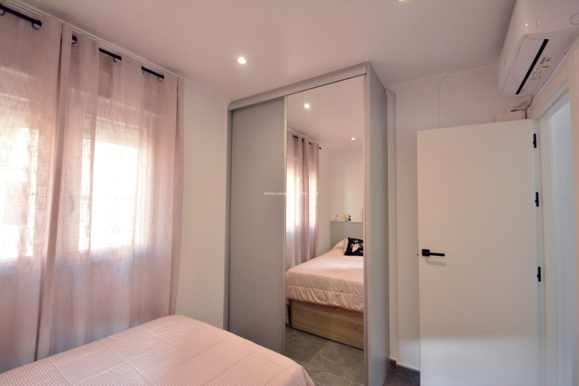 Herverkoop - Herenhuis - Guardamar del Segura - Costa Blanca