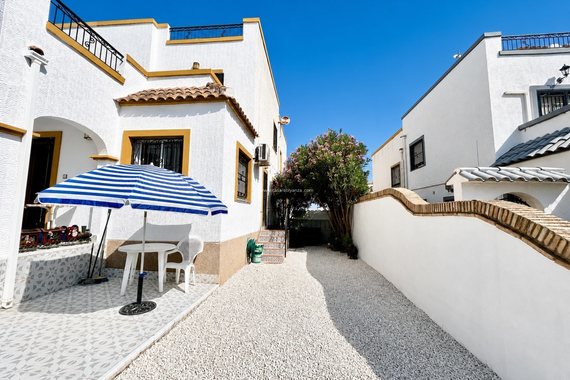 Herverkoop - Herenhuis - Los Altos - Costa Blanca