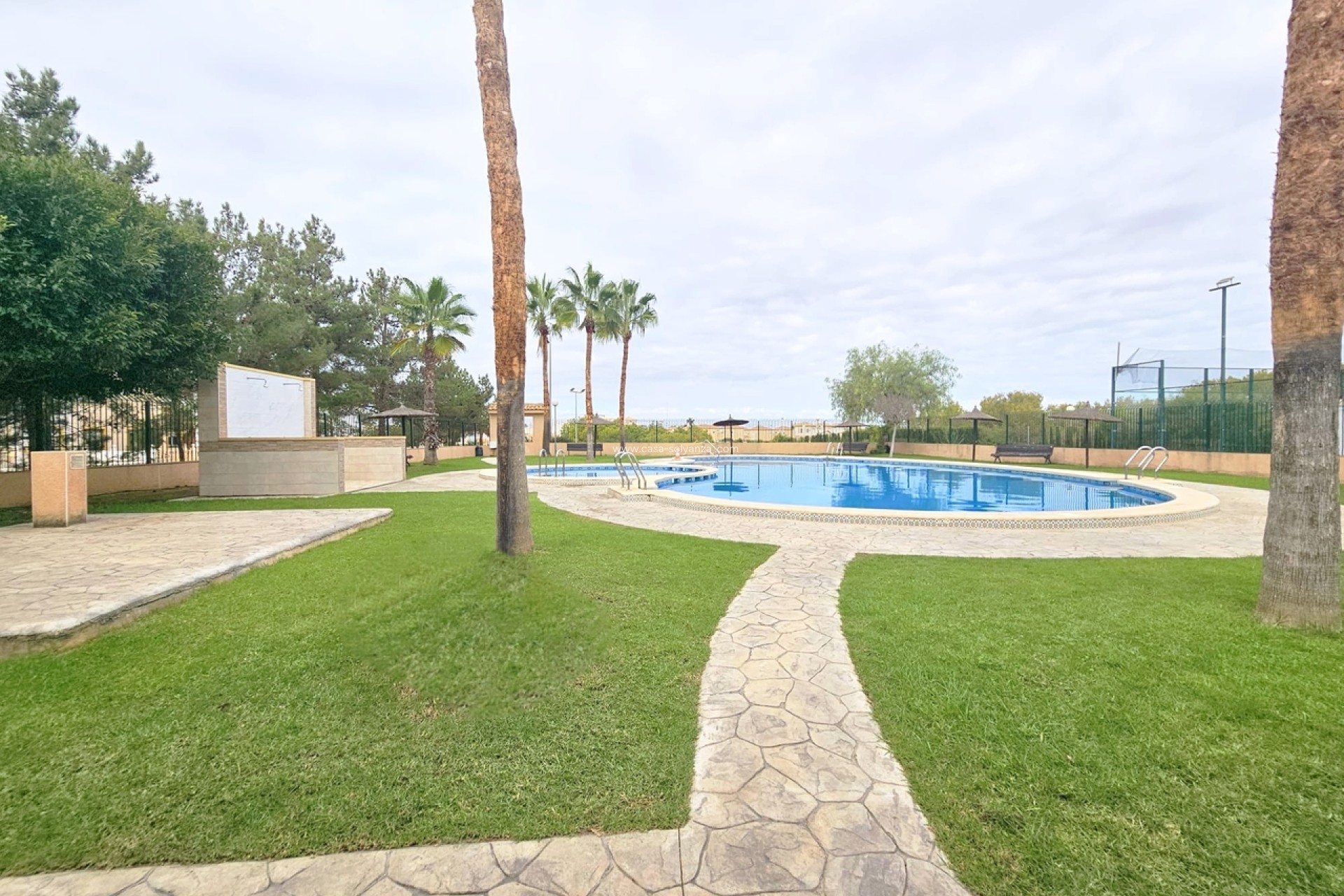 Herverkoop - Herenhuis - Los Altos - Costa Blanca