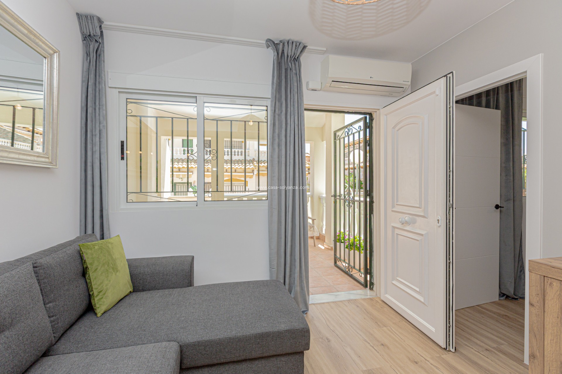 Herverkoop - Herenhuis - Los Altos