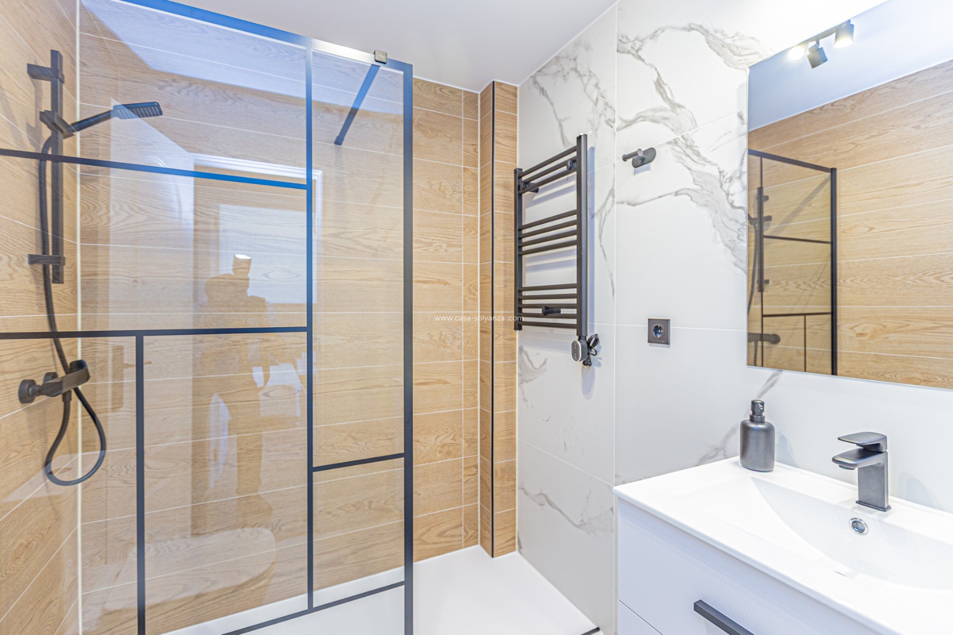 Herverkoop - Herenhuis - Los Altos