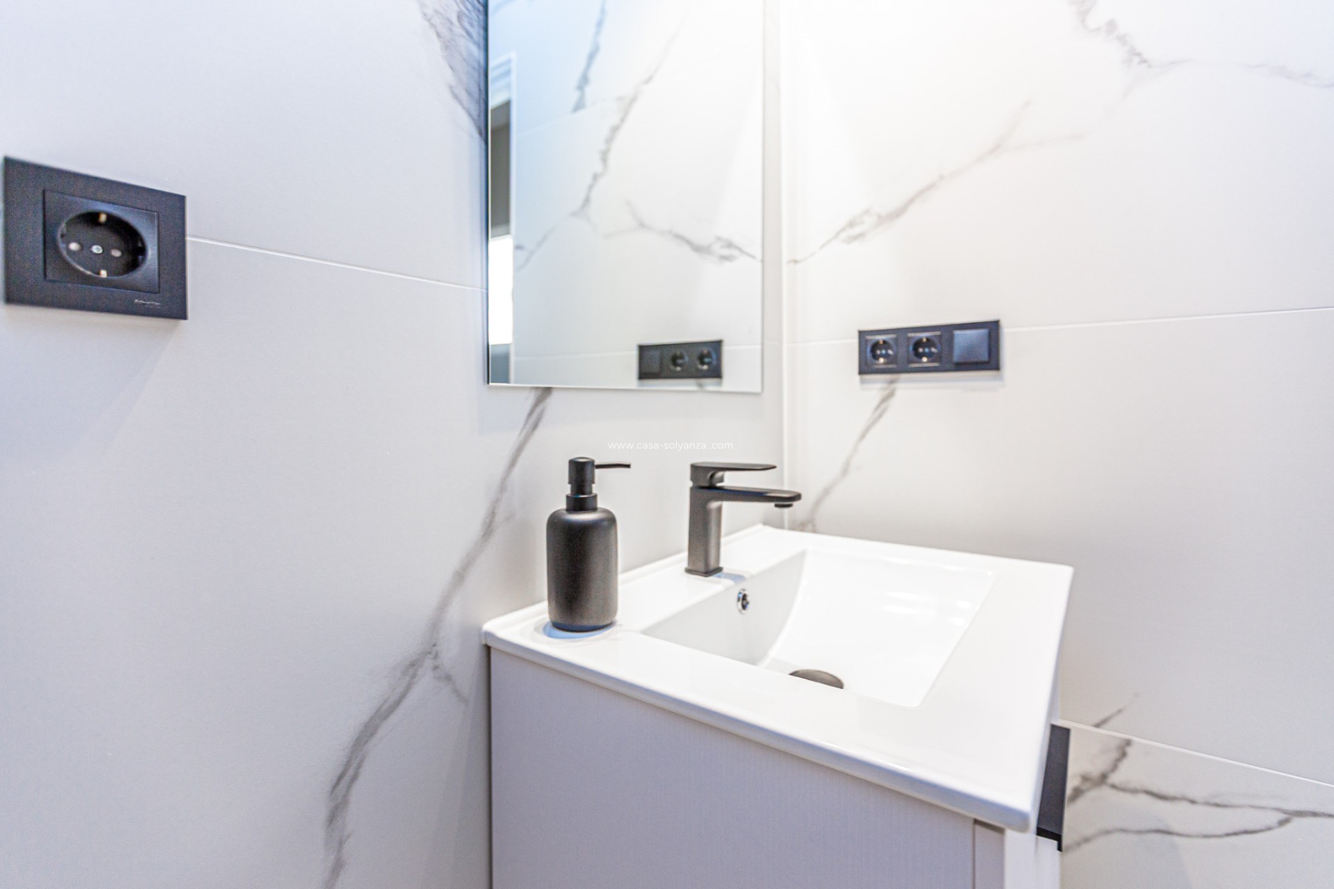 Herverkoop - Herenhuis - Los Altos