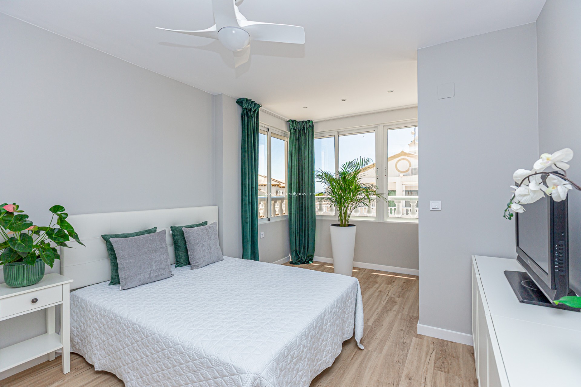 Herverkoop - Herenhuis - Los Altos