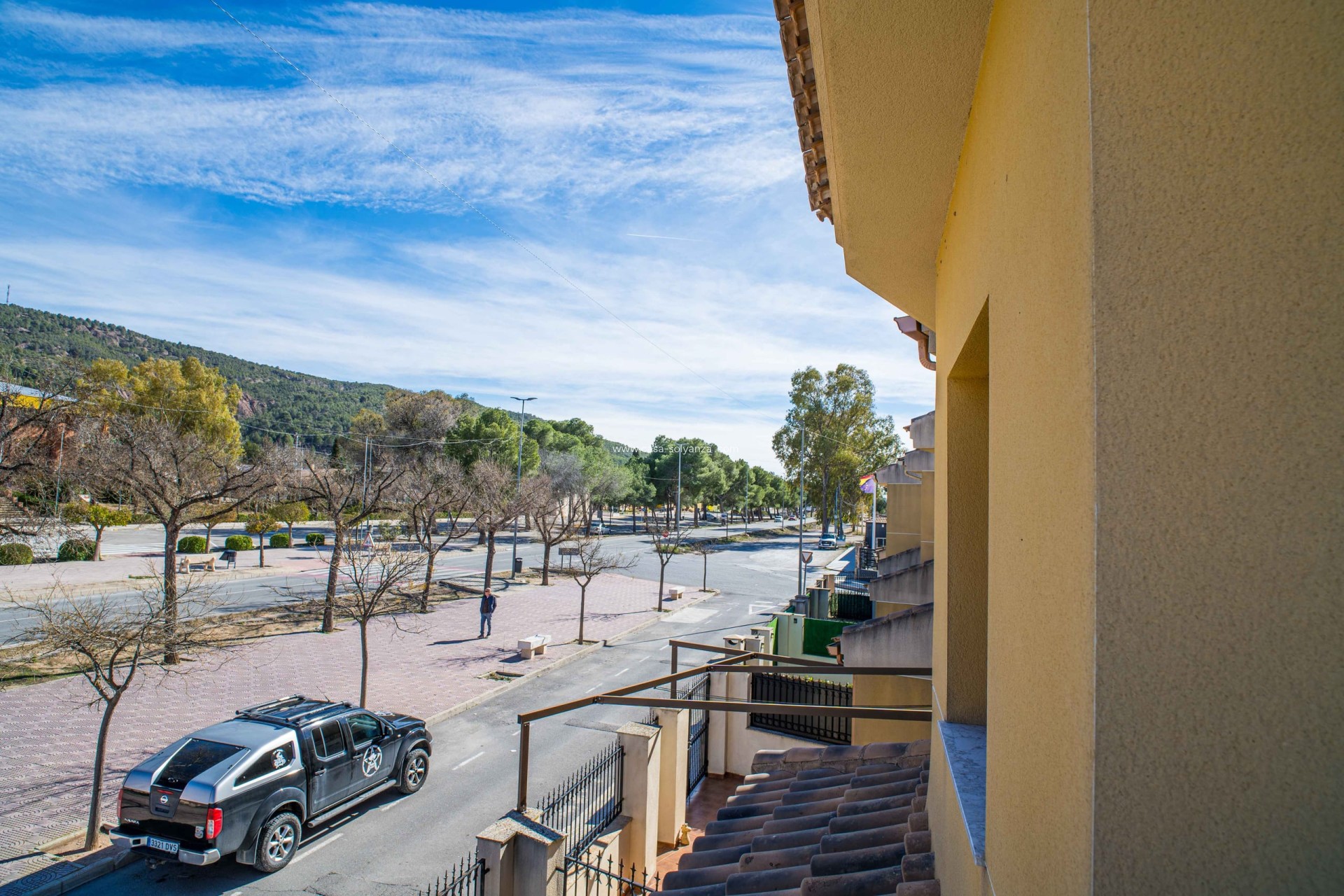 Herverkoop - Herenhuis - Pinoso - Calle Dalias 1