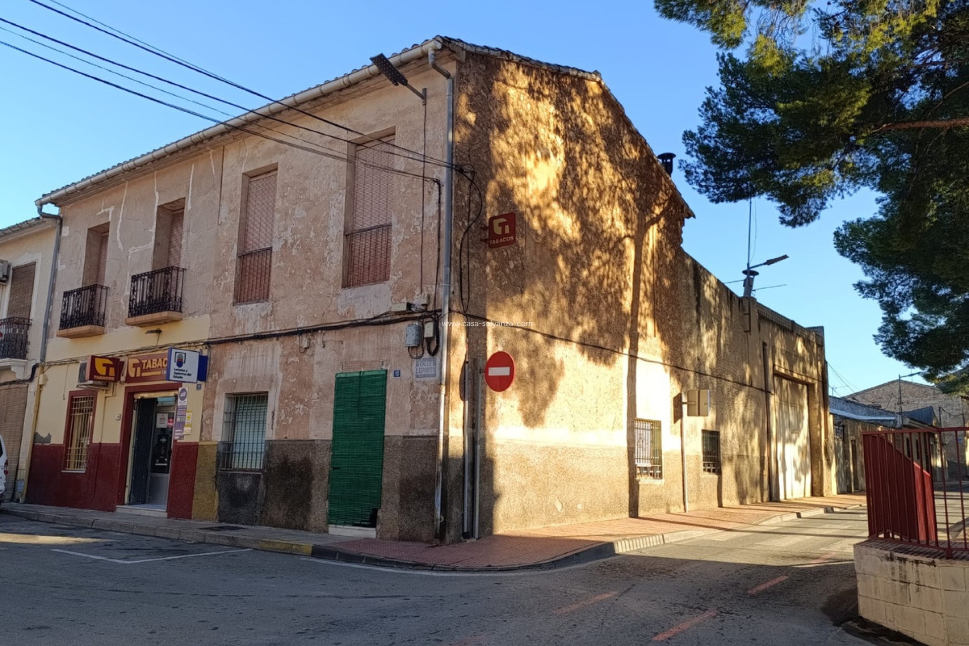 Herverkoop - Herenhuis - Pinoso - Pinoso Centro