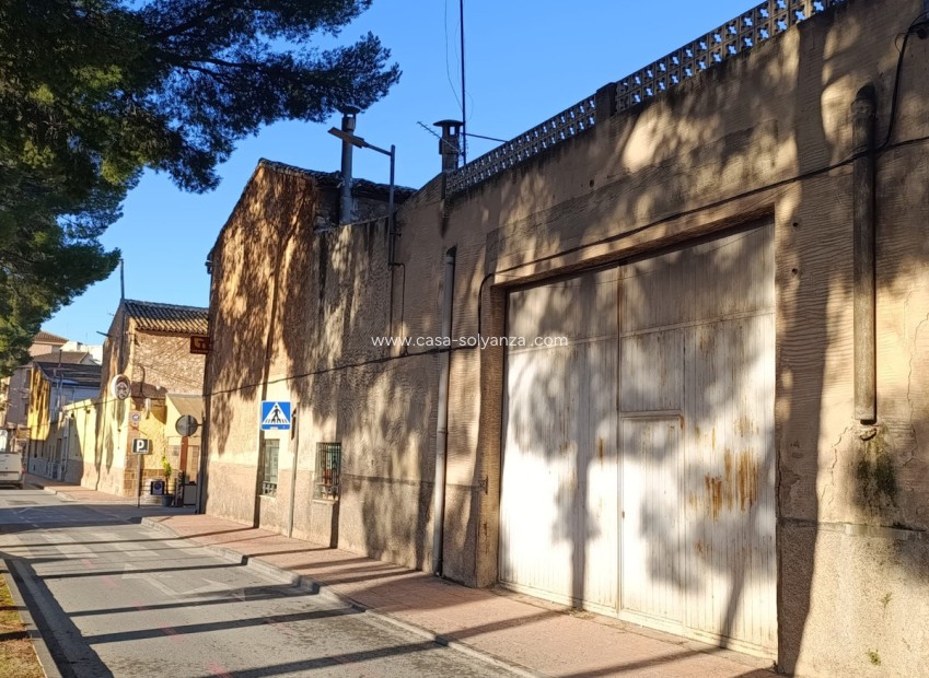 Herverkoop - Herenhuis - Pinoso - Pinoso Centro