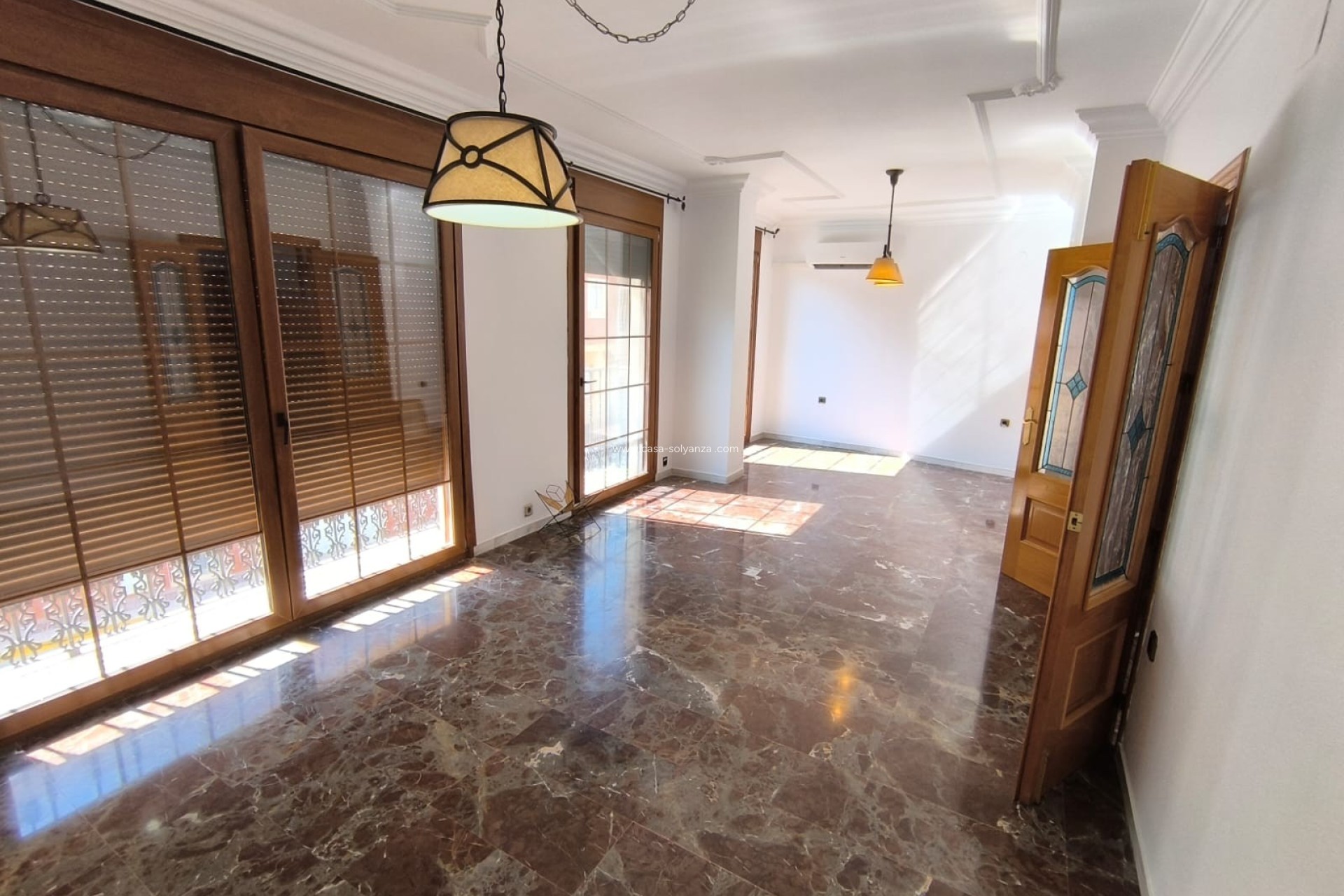 Herverkoop - Herenhuis - Sax - Inland