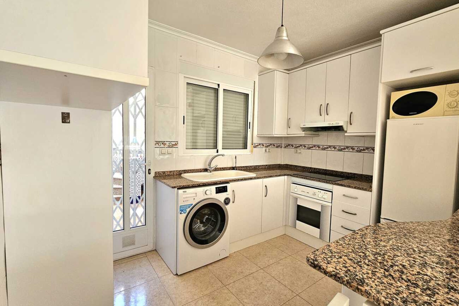 Herverkoop - Herenhuis - Sucina