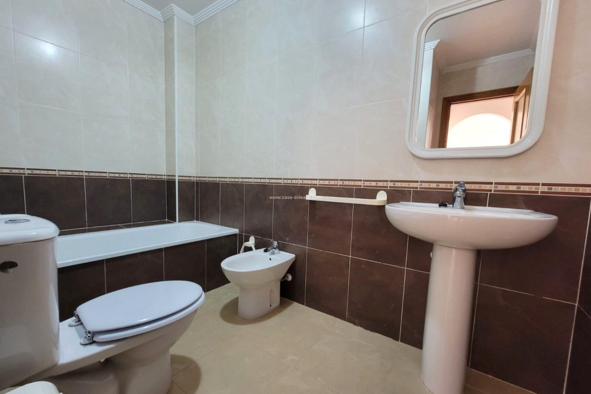 Herverkoop - Herenhuis - Torrevieja - Aguas nuevas
