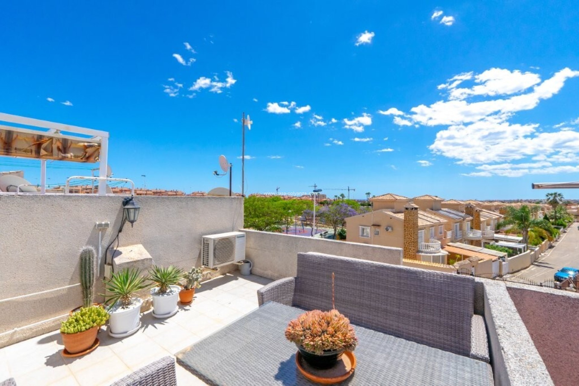 Herverkoop - Herenhuis - Torrevieja - Aguas nuevas
