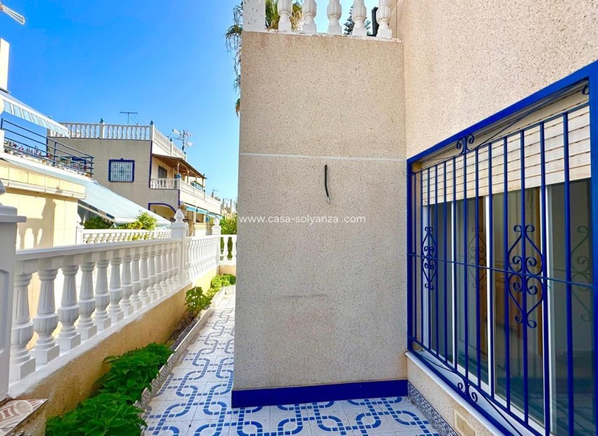 Herverkoop - Herenhuis - Torrevieja - Carrefour