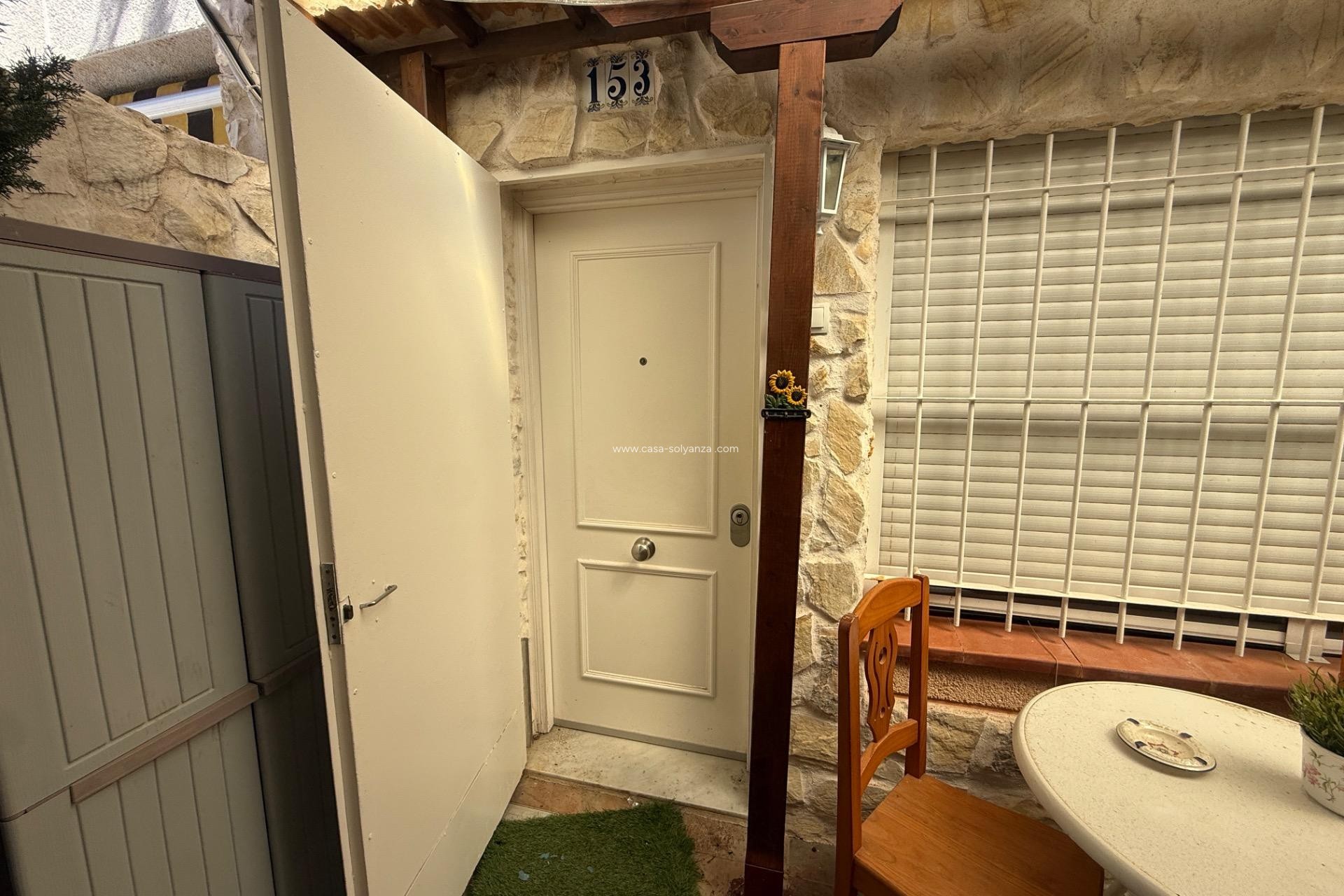 Herverkoop - Herenhuis - Torrevieja - Carrefour