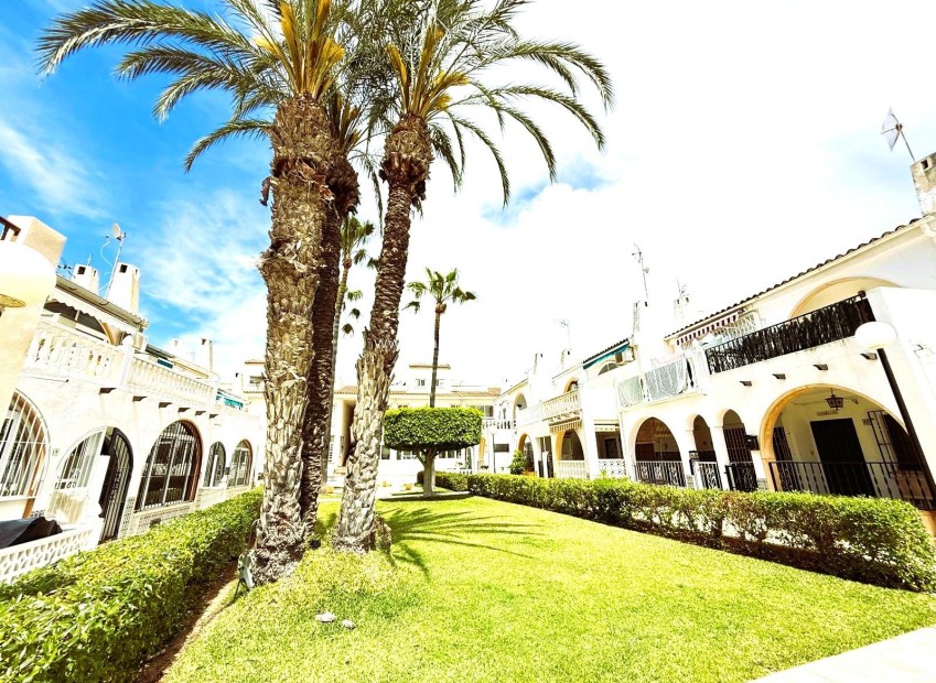 Herverkoop - Herenhuis - Torrevieja - El chaparral