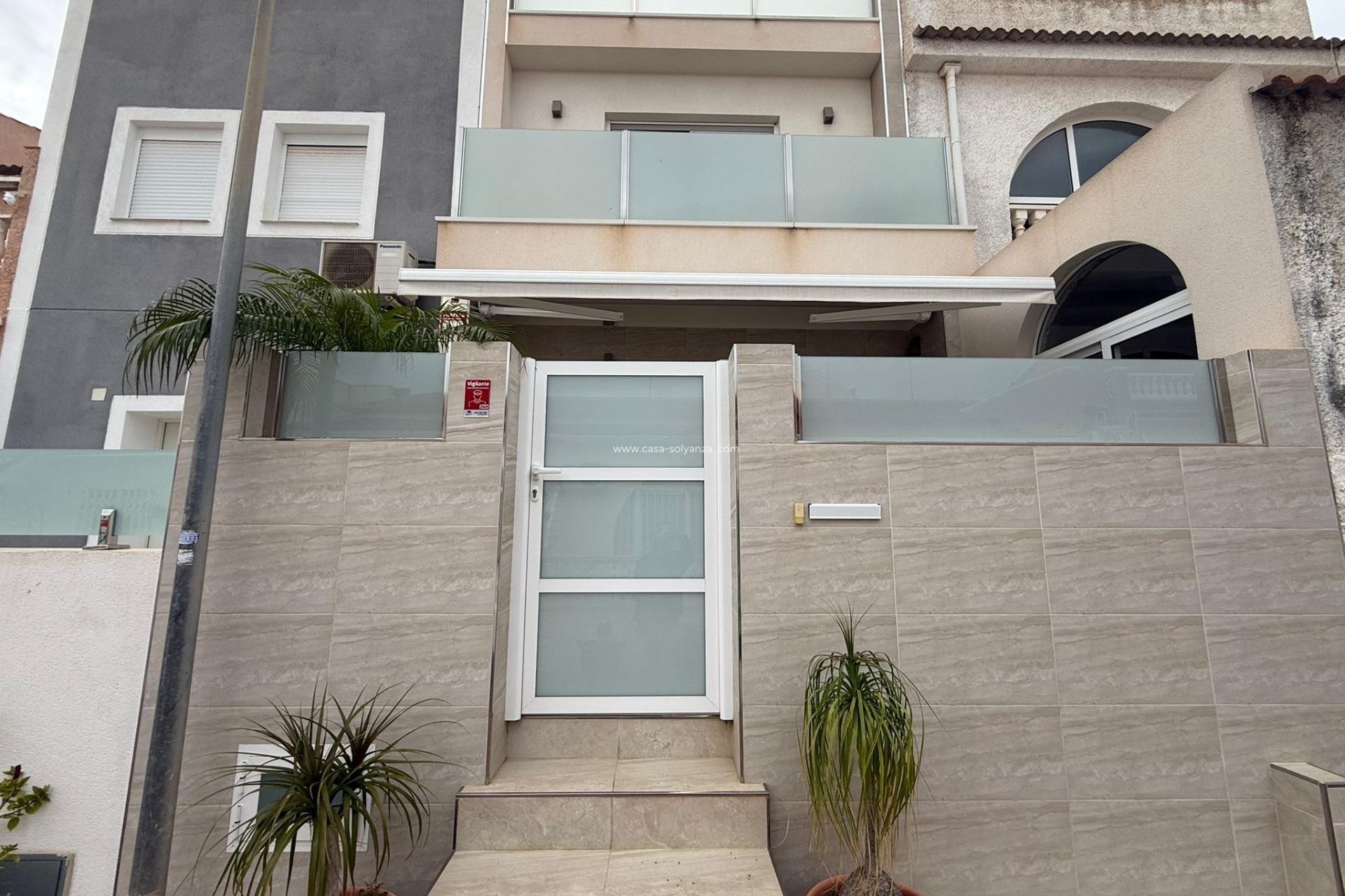 Herverkoop - Herenhuis - Torrevieja - El chaparral