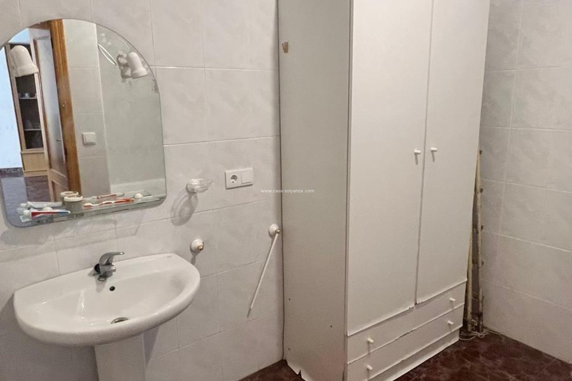 Herverkoop - Herenhuis - Torrevieja - Estacion Autobuses