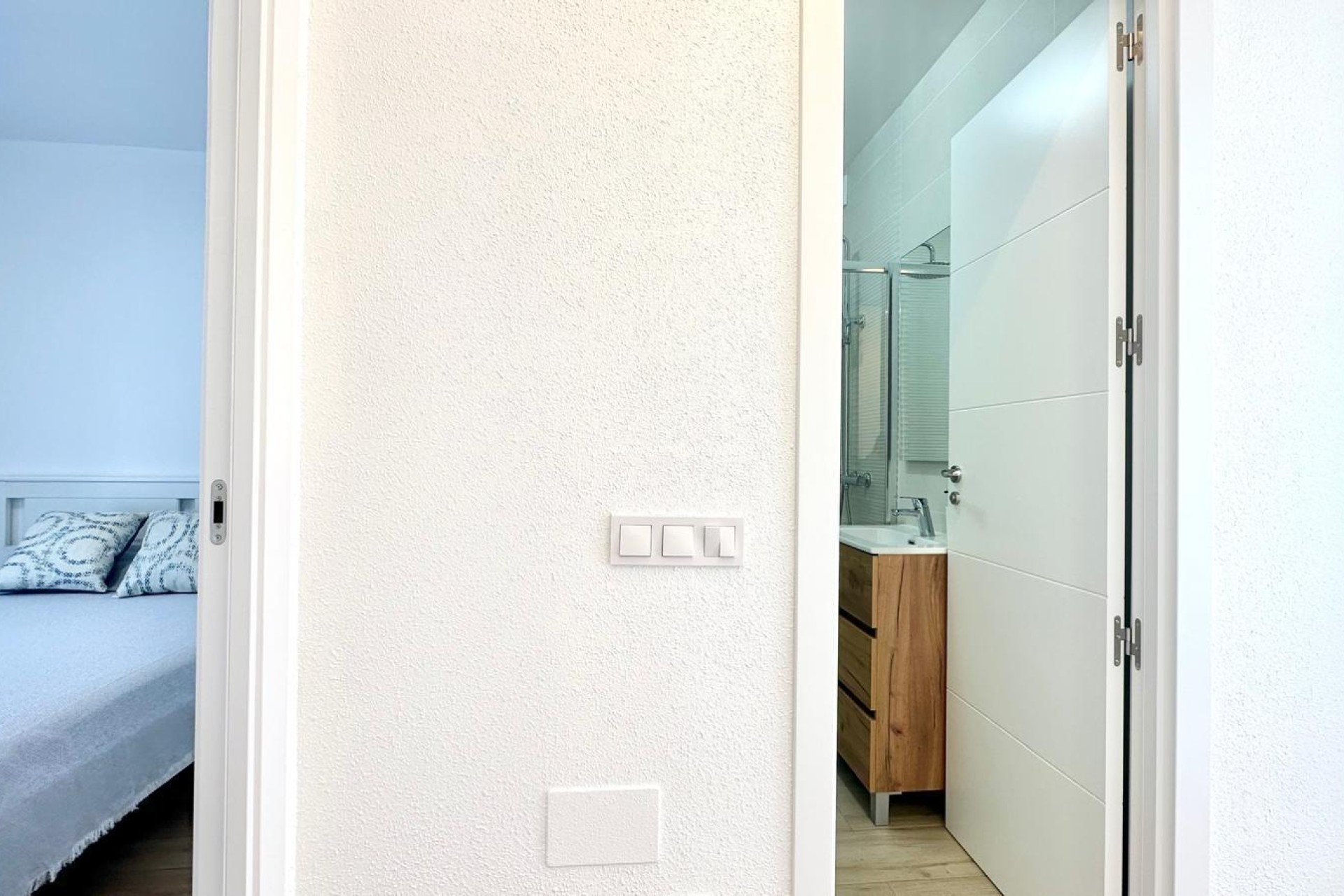 Herverkoop - Herenhuis - Torrevieja - Estacion Autobuses