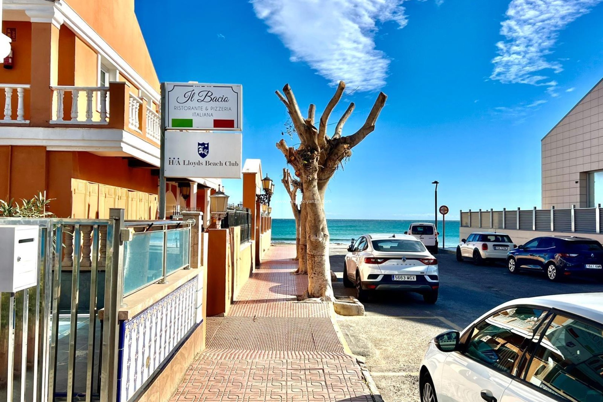 Herverkoop - Herenhuis - Torrevieja - La Mata