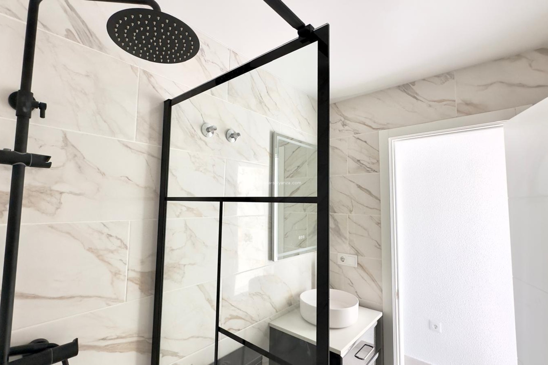 Herverkoop - Herenhuis - Torrevieja - La Mata