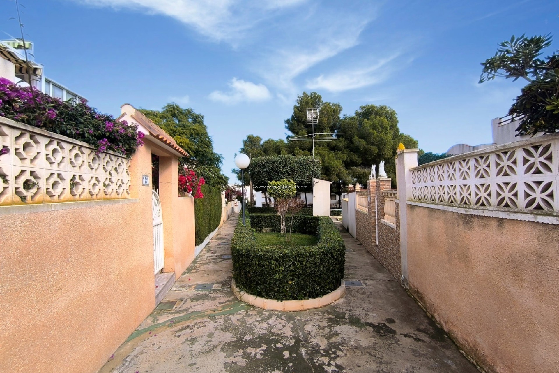 Herverkoop - Herenhuis - Torrevieja - Lago jardin