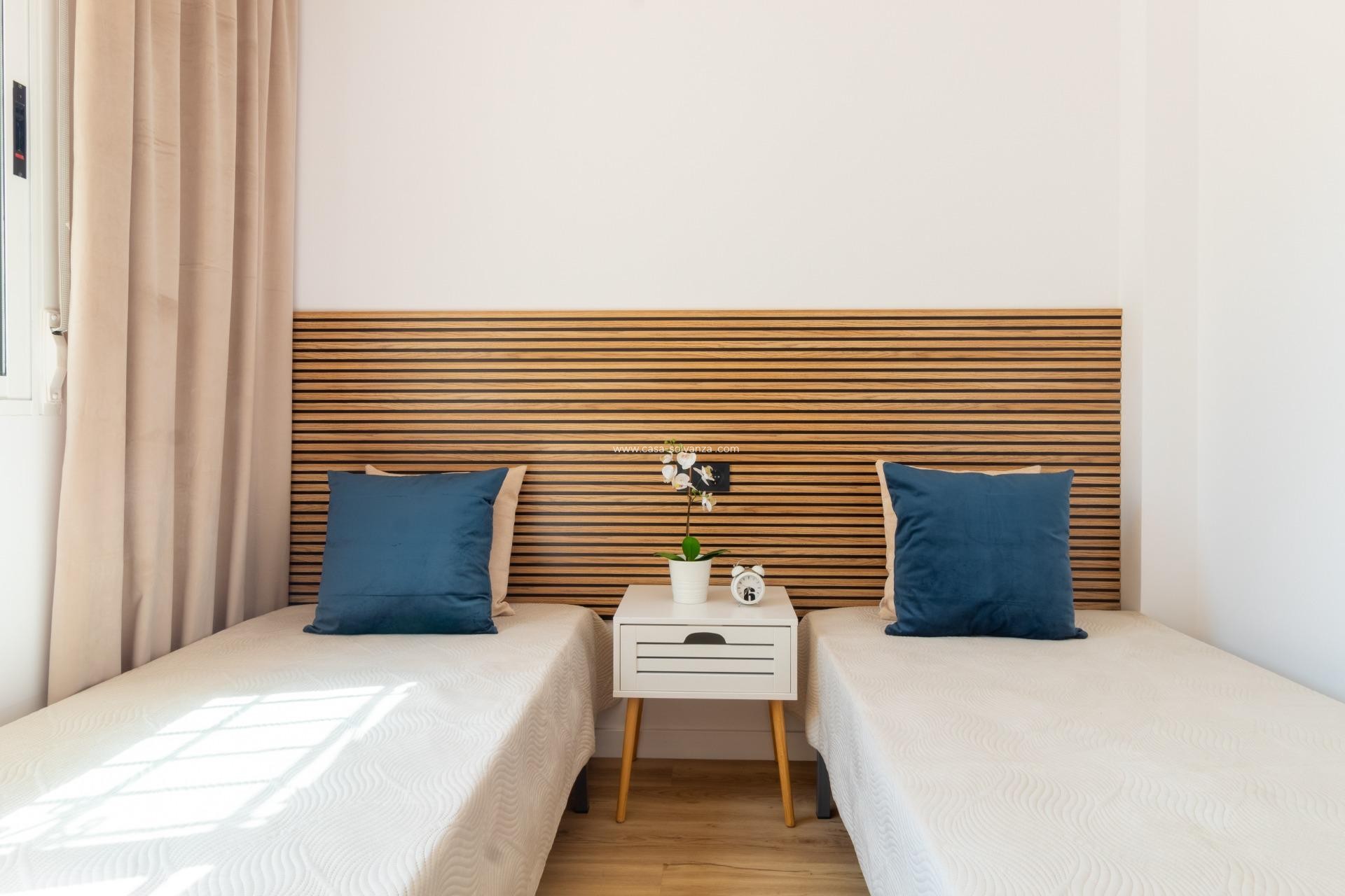 Herverkoop - Herenhuis - Torrevieja - Los altos