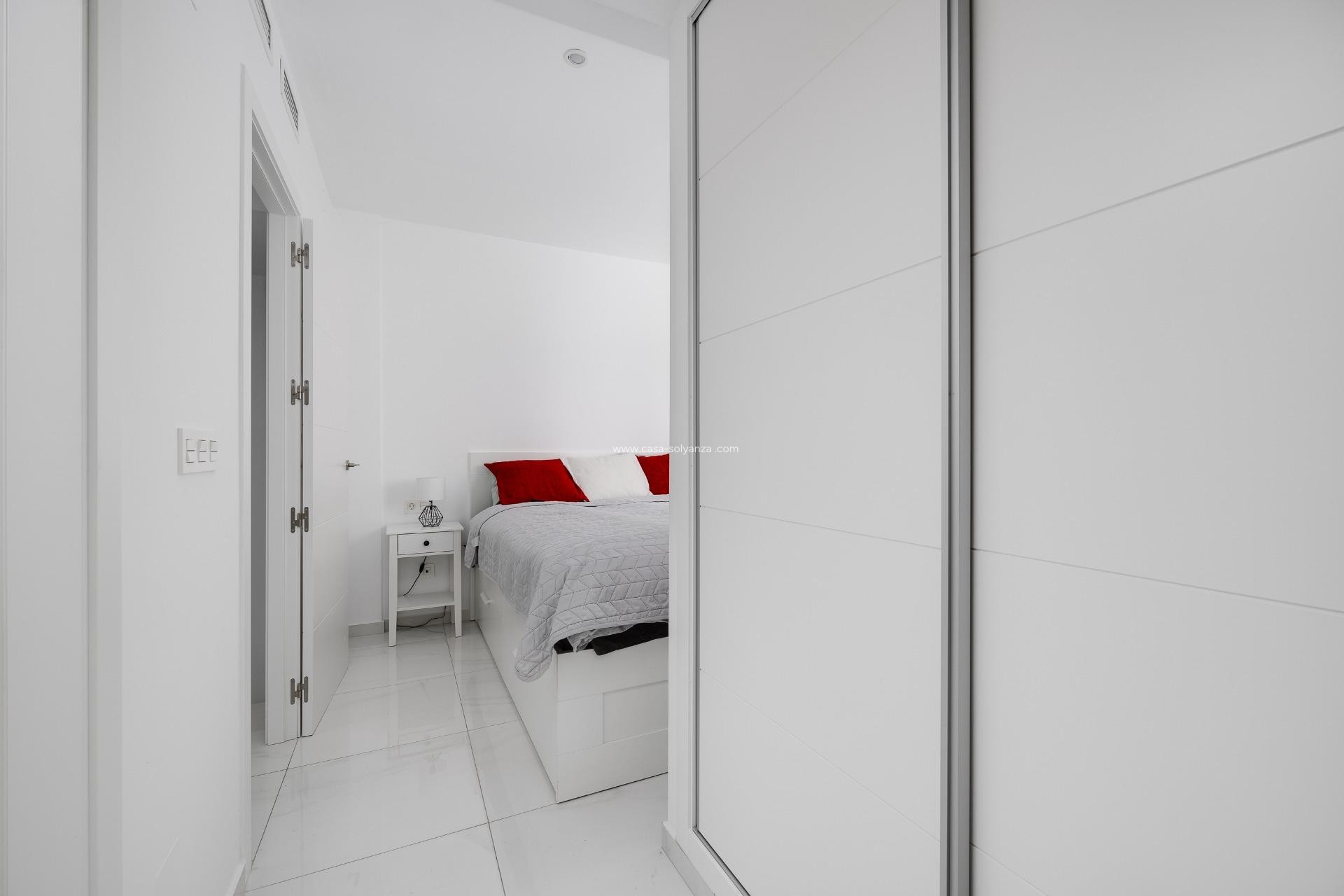 Herverkoop - Herenhuis - Torrevieja - Los Balcones