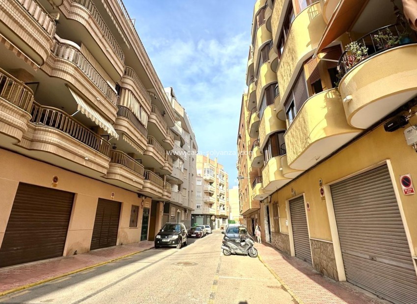 Herverkoop - Herenhuis - Torrevieja - Playa del Cura