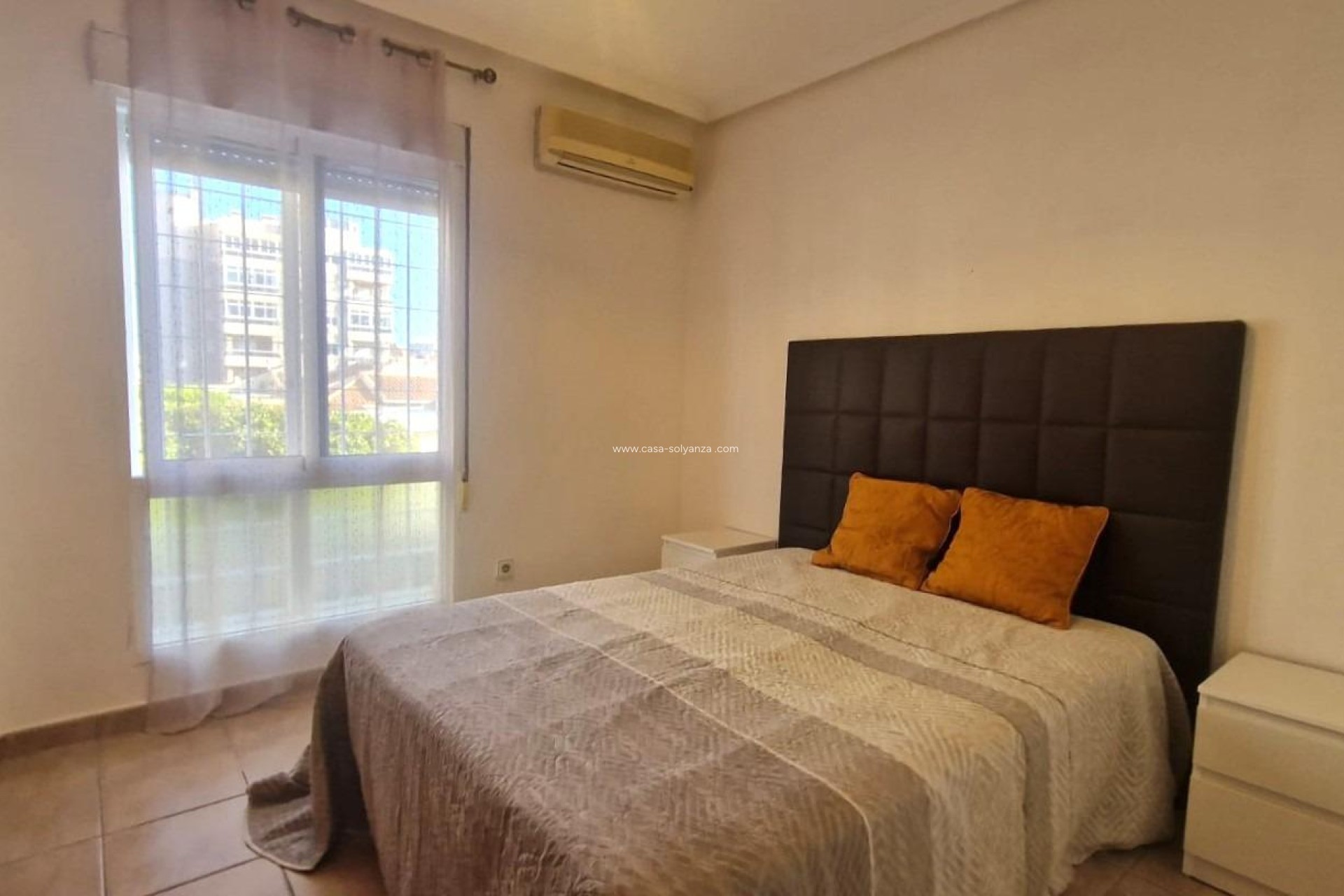 Herverkoop - Herenhuis - Torrevieja - Torreblanca