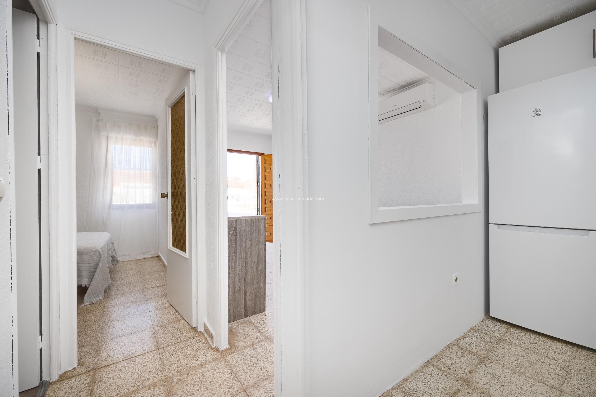 Herverkoop - Herenhuis - Torrevieja - Torretas