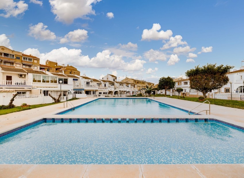 Herverkoop - Herenhuis - Torrevieja