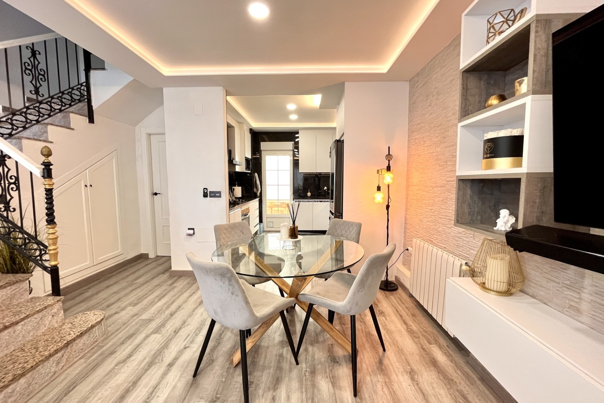 Herverkoop - Herenhuis - Villamartin - Costa Blanca