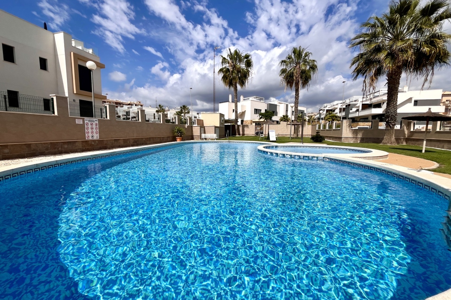 Herverkoop - Herenhuis - Villamartin - Costa Blanca